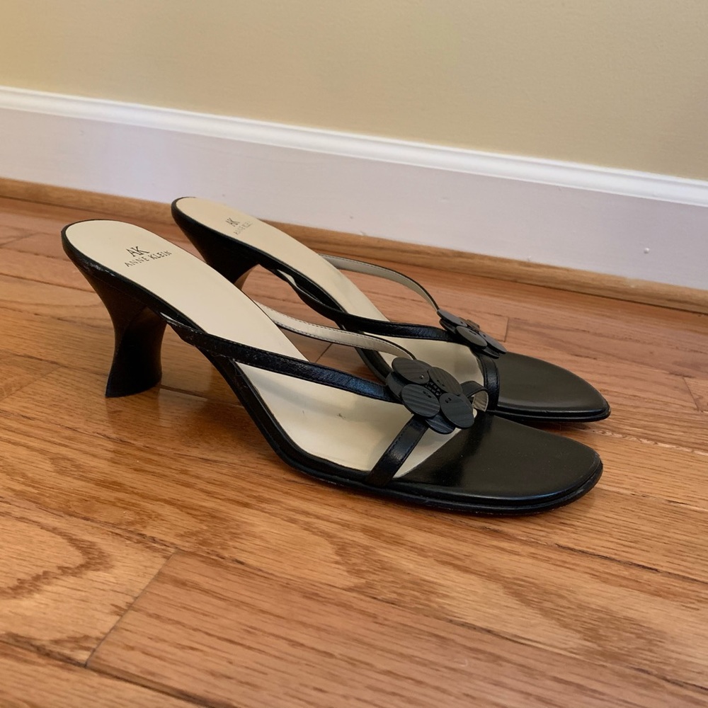 Anne Klein black heeled scandals